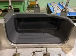 Right Exterior Step Cover for A21R23-5109036