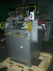 Rubber Processing Rollers PD 320 160/160, Model L16-2M