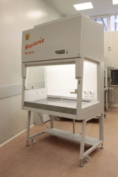 Laminar Flow Biological Safety Box BMB-II-"Laminair"-1.5 (NEOTERIC)