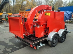 Powerful Mobile Wood Chipper Mobi-300B
