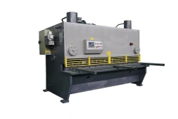 Hydraulic Shears with Inclined Blade for 25x3200mm Sheets - Model NG25G.02