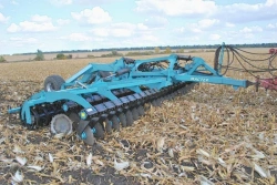 Heavy Folding Disc Harrow Semi-Trailer M-7000PS M "Master