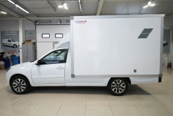 GRNTSH Cargo Truck with Van Body for General Goods