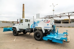 Ice Removal Combine LK-01-AMT on GAZ-C41A23 Chassis