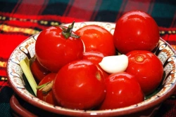 Pickled Tomatoes - Delicious and Tangy