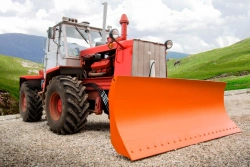 Hydraulic Swivel Blade for HZT-150K Tractor Attachment