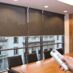 Electric Roller Blinds with Remote Control - UNI 1 Model