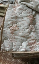 Breathable Quilted Blanket with Synthetic Fiber Filling