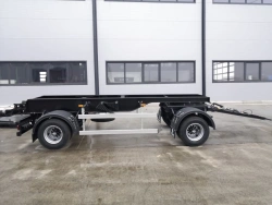 Universal Trailer Model 780989 for Equipment Transport