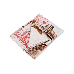 Adult Bedding Set Made of Polyester-Cotton Fabrics
