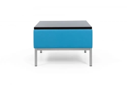 Compact Puff for Public Spaces