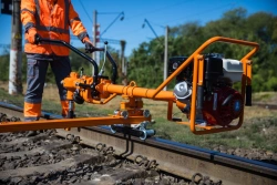 Motorized Path Wrench KPM for Bolt and Nut Operations