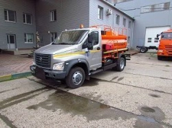 Light Oil Tanker 468309-9 AC 5.3 on GAZ C41R13 Chassis