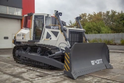 Bulldozer with Semi-Spherical Blade for Heavy-Duty Tasks B10PM.8100E