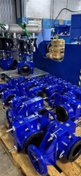 Задвижка шланговая PVT-R Ду250, Ру16,с ручным управлением, направление рабочей среды-любое, установочное положение: любое;присое