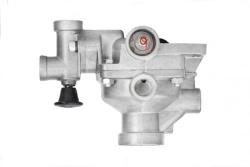 Combined Air Distributor with Brake Valve 100-3531008