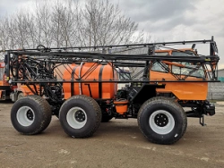 Self-Propelled Sprayer-Distributor TUMAN-2M with Interchangeable Equipment