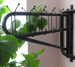 Wall-Mounted Coat Rack with Swivel Brackets EL 106.01.00-03