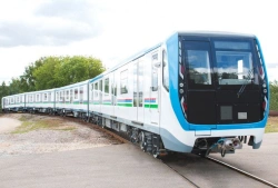 Non-motorized subway passenger car model 81-767.5