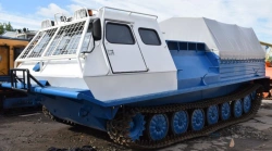 All-Terrain Multi-Purpose Snow and Swamp Vehicle KTM-11I