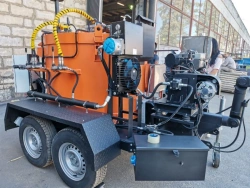 Hot Sealant Application Equipment for Asphalt Cracks - Hydraulic Trailer Model