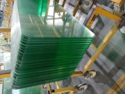 Right Internal Side Window Vent Movable Glass 320402-05-5403096-02