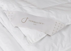 Luxurious Temoloft® Blanket - Hypoallergenic Polyester Filling
