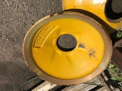 Movable Crushing Cone KSD-600 Model 105920400100 / 297-4-0-1 with Spare Part