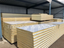 Three-Layer Metal Sandwich Wall Panels with Polyurethane Insulation