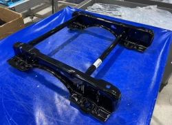 Front Left Seat Podium Metal Frame for Peugeot Citroen Opel 4413252