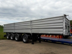 Dual-Axle Semi-Trailer Flatbed Platform for Cargo Transport 966691