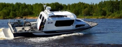 High-Speed Boat KS-701M for Versatile Use