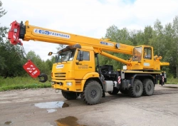 25 Ton Truck Crane KС-55713-5Л-1 for Heavy Lifting