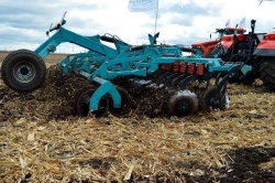 Folding Mulching Disc Harrow D-1000PS M2 "Dominanta