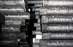 Continuous Cast Slab of Unalloyed Steel with Less Than 0.25% Carbon