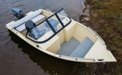 Bester 390DC Aluminum All-Welded Motor Boat