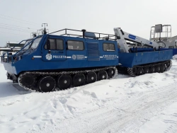 ZTM 34043 All-Terrain Snow and Swamp Vehicle