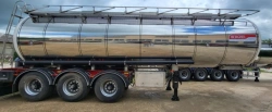 Food Grade Three-Axle Tank Semi-Trailer 27,000L with Cleaning System BERGHEL 9116P4