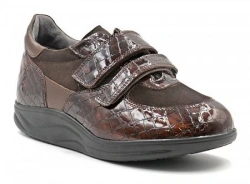 Complex Orthopedic Shoes for Foot Health