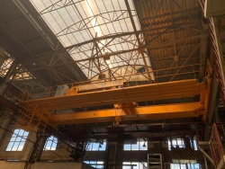 Electric Double-Girder Bridge Crane Model KM