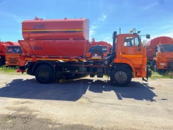 High-Pressure Road Cleaning Machine KO-806-43 (based on KAMAZ chassis: 53605-A5, 53605-5H)