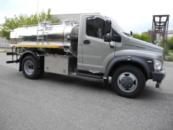 Food Transportation Vehicle Tanker 47122S on GAZ C41R13 Chassis