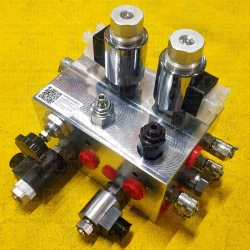 Hydraulic Block for Tuman-3 Chassis Control