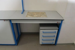 Prestige Series "SVP" Laboratory Weighing Table