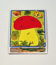 Educational Lacing Game Mushroom with 7 Inserts