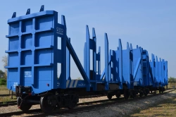 Heavy-Duty Platform for Transporting Timber, Containers, and Pipes Model 13-9744-02
