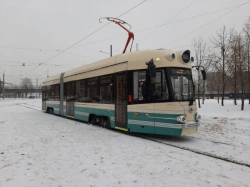 Tram Car Body 71-421R First Complete Set