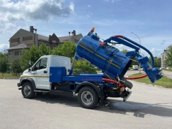 Mechanized Vacuum Truck for Stormwater Well Cleaning LKT-MI on Gazon NEXT C41R13