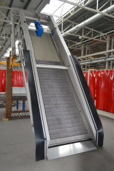 Mechanized Step Grate for Sewage