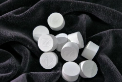 Zirconium (IV) Oxide for Thin-Film Optics